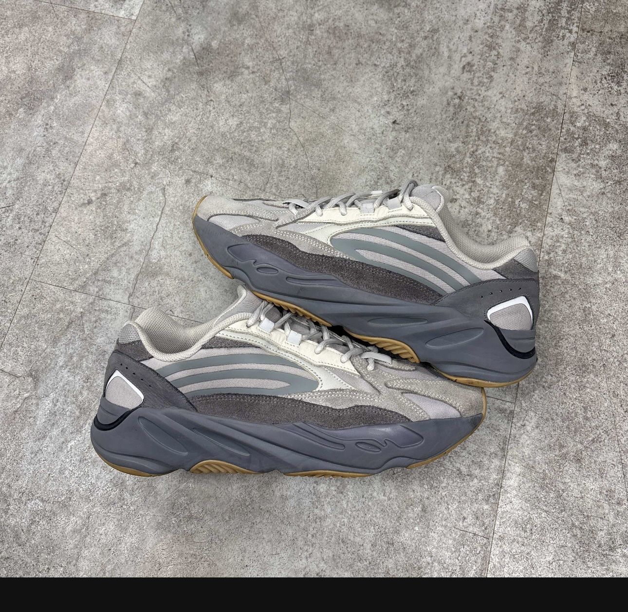 Yeezy 700 Tephra-Size 11-Pre Owned-No Box