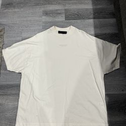 Essential Shirt