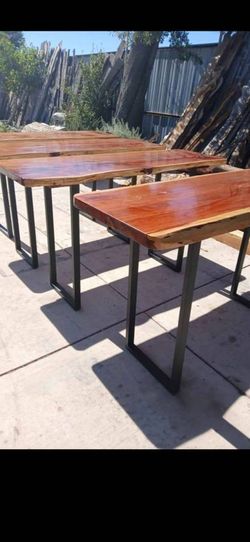 Tall Metal Legs Tables