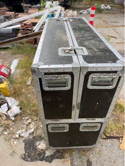 Large equipment box