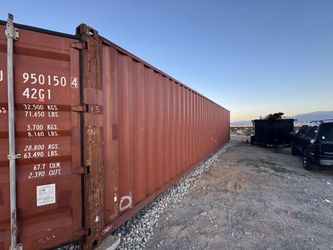 Reliable 40-Foot Steel Container β Wind & Watertight Used | Pahrump Delivery