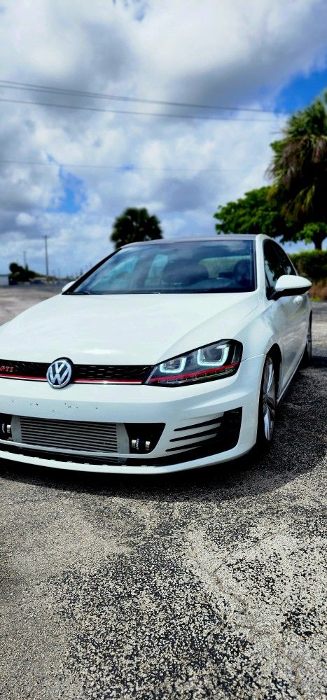2016 Volkswagen Golf GTI