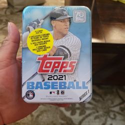 Topps Baseball Cards