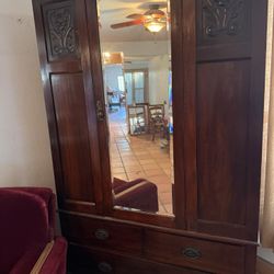 VINTAGE ART NOUVEAU ARMOIRE