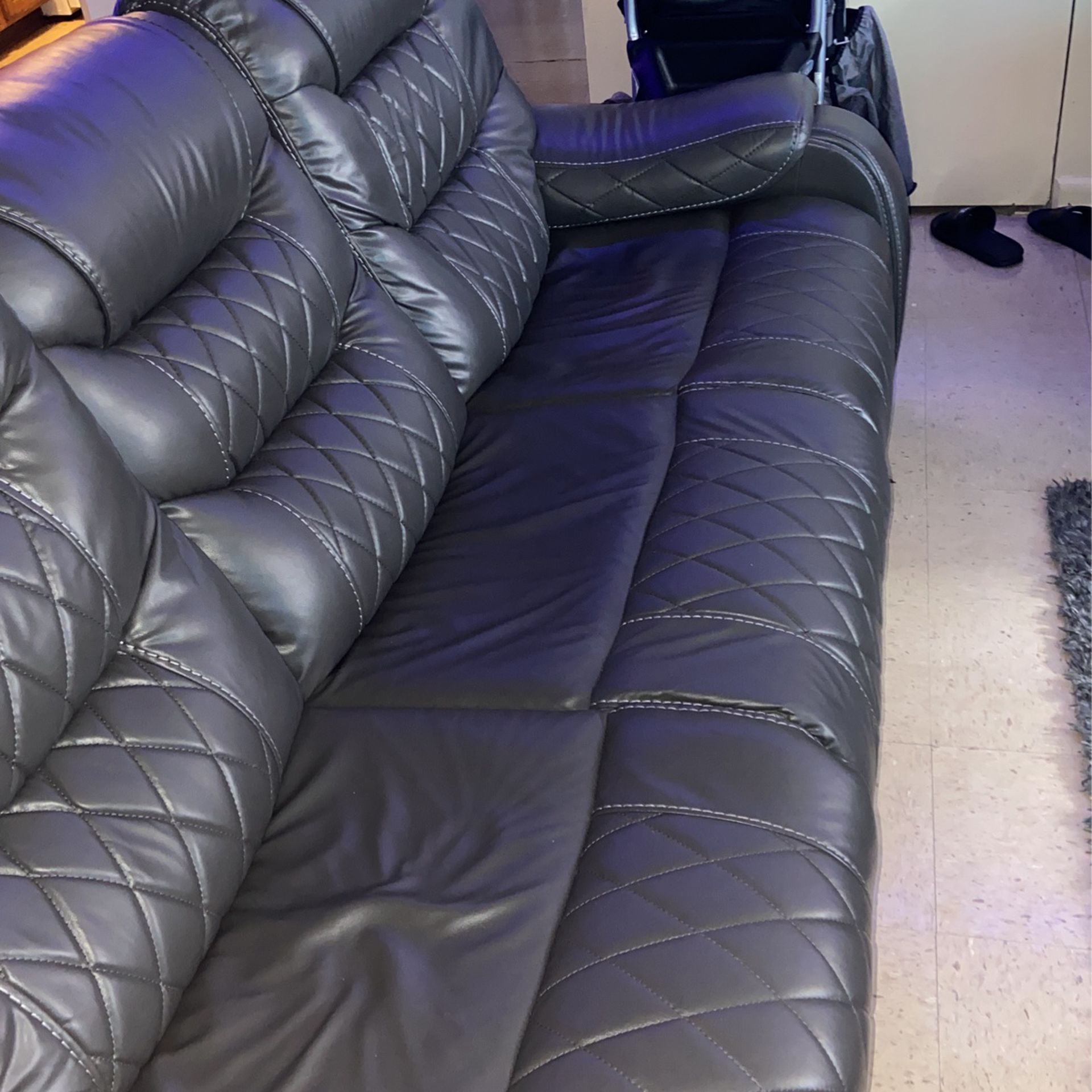 Recliner 3 Seated Couch