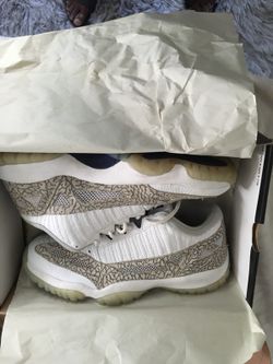 Jordan 11 Low White/Cobalt Size 10