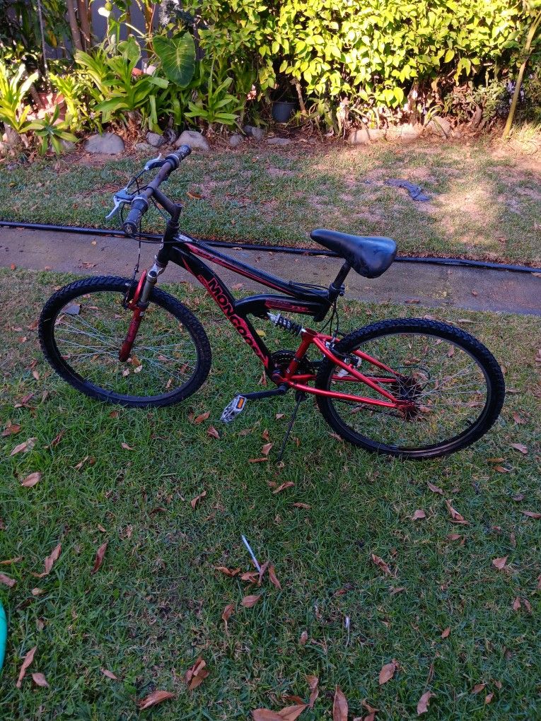 Mongoose Mountain Bike
