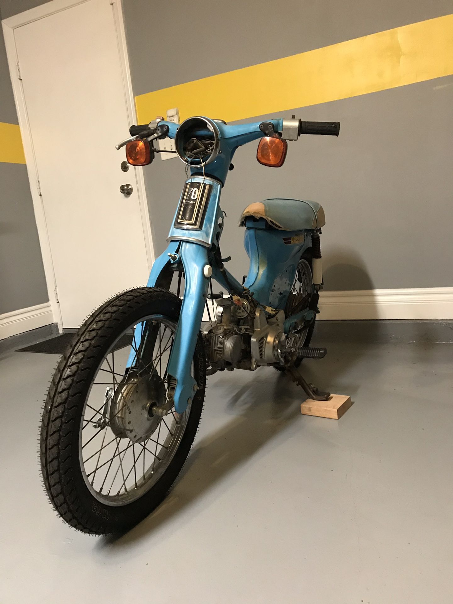 1981 Honda C70 Passport Moped/Scooter/Motorcycle
