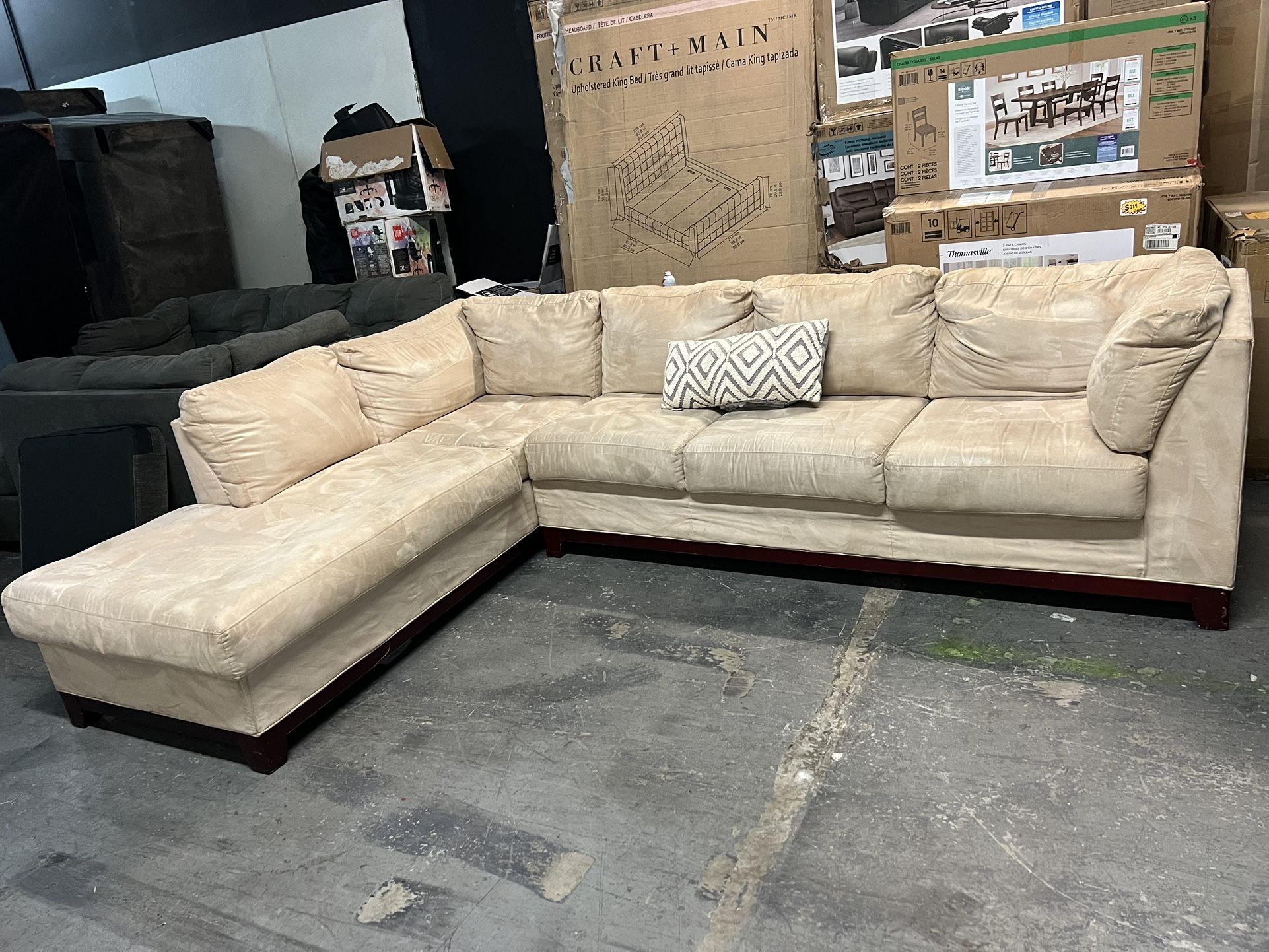 SECTIONAL COUCH SOFA