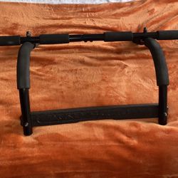 Doorframe Pull Up Bar