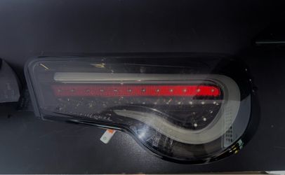 (RIGHT TAIL LIGHT) Scion FRS/BRZ/GT86 VLAND NON SEQUENTIAL SMOKED