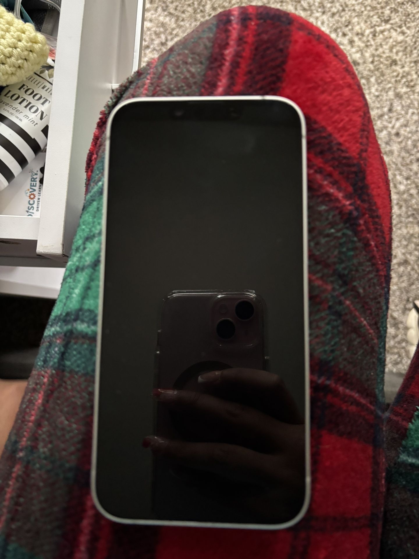 iPhone 16e