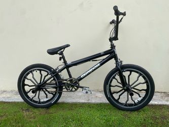 20” mongoose REBEL freestyle Bmx Bike