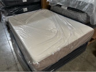 Queen Tempurpedic Cushion Firm Mattress