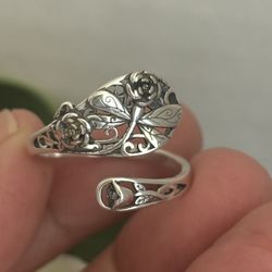 Roses Ring 8