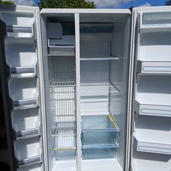 GE Side By Side Refrigerator 20 Cubic Feet