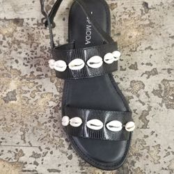 New Top Moda Seashells Details Black Flat Sandals