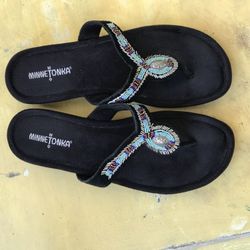 MINNETONKA Suede Beaded Sandal 