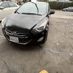 2012 Hyundai Elantra