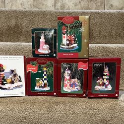 Carloton Heirloom Light up Lighthouse Christmas ornament lot of 6 Santa by sea