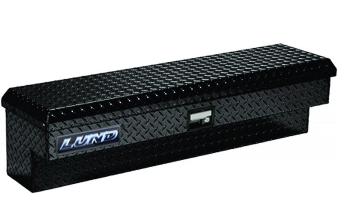 Photo Lund 79748 48Inch Aluminum Side Mount Box, Diamond Plated, Black