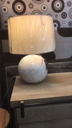 Table lamp