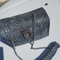 Women's Alligator (Genuine Leather) Purse And (5) Clutch Purses 