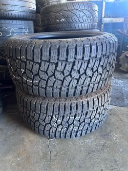 33x12.50R22 pair  almost new pretty good condition used