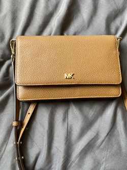 Michael Kors Crossbody Phone Case, Wallet, Passport, Cards And Cash