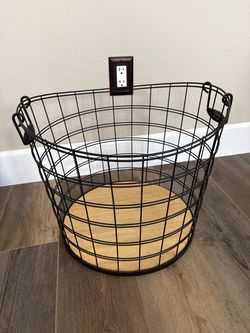 Storage basket