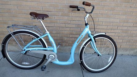 Women’s Biria Easy Boarding City Cruiser with Hand brakes