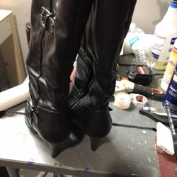 Ladies High Boots 