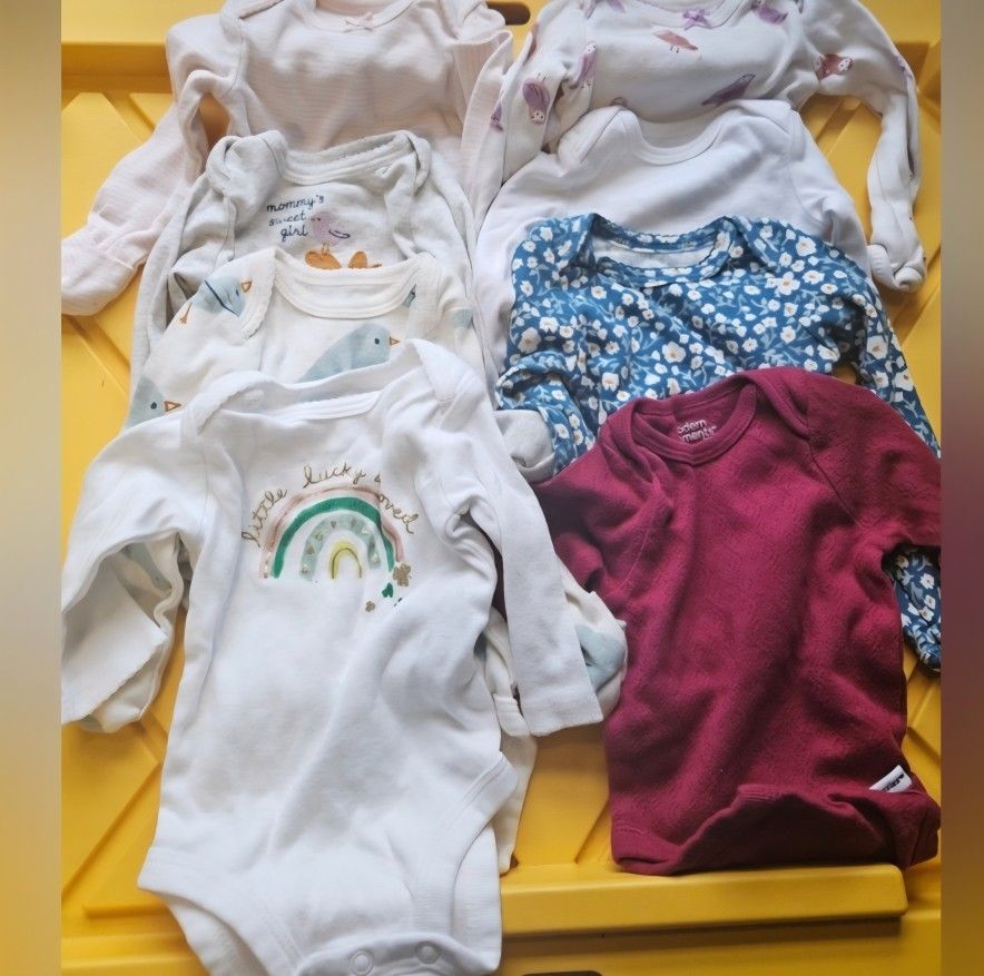 8 Assorted Carter's And Others Baby Girl Newborn Onesie Set