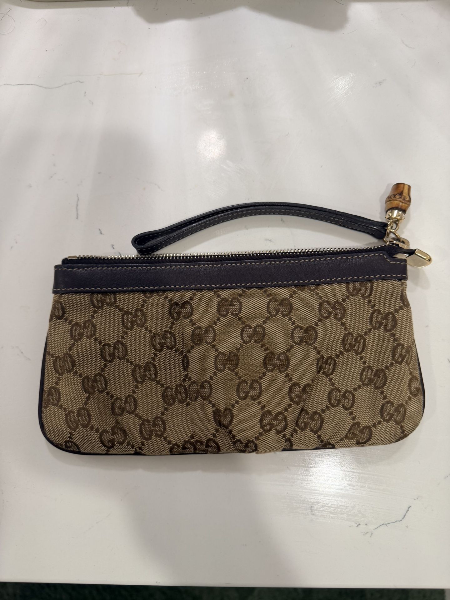 GUCCI Beige/Ebony GG Canvas Bamboo Wristlet Pochette Bag