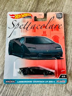 Hot Wheels Premium Car Culture Spettacolare “Lamborghini Countach LPI 800-4 Chase