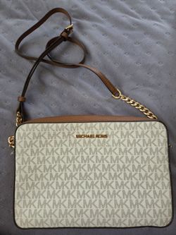 Michael Kors crossbody