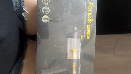 Fanttik hand vacuum
