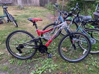 MONGOOSE  XT 75 MOUNTAIN BIKE