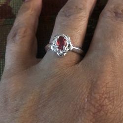  Silver toneRed floral ring