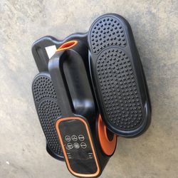 Exercise Machine For Legs 