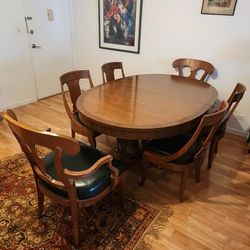 Mid-century Dinning Room Table