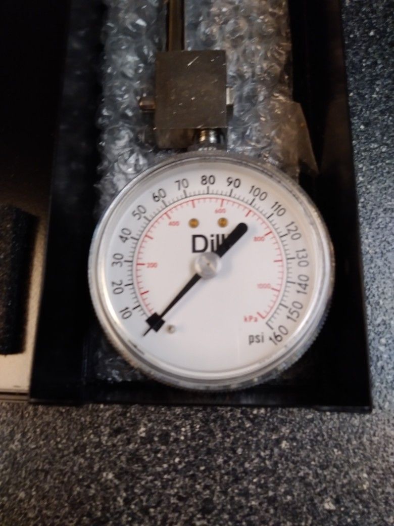 DILL. MASTER. AIR. GAUGE. NEVER USED. ,10. TO. 160. PSI
