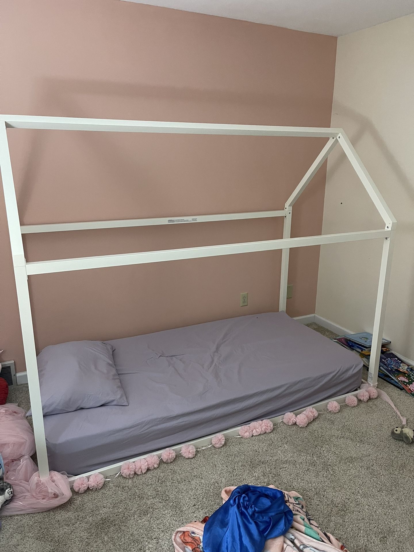 Montessori Twin size Floor House Bed And Mattress