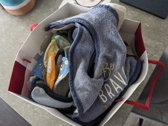 25 Used Toddler Bibs