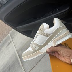 LV Trainers Beige 