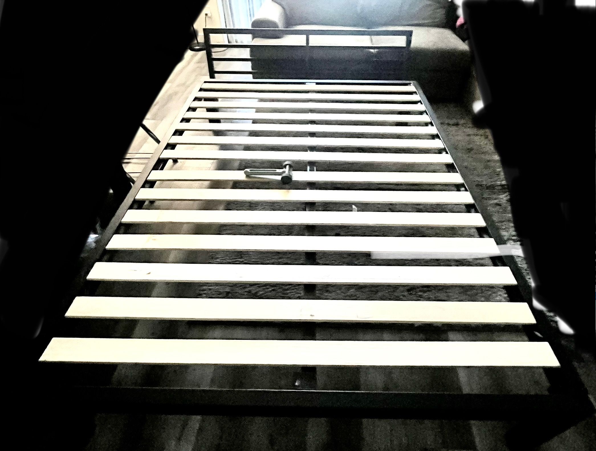 Zinus Queen Steel Bed Frame