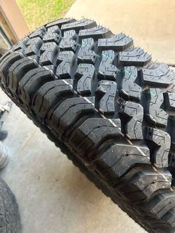falken wildpeak 285 70 17 only one tire