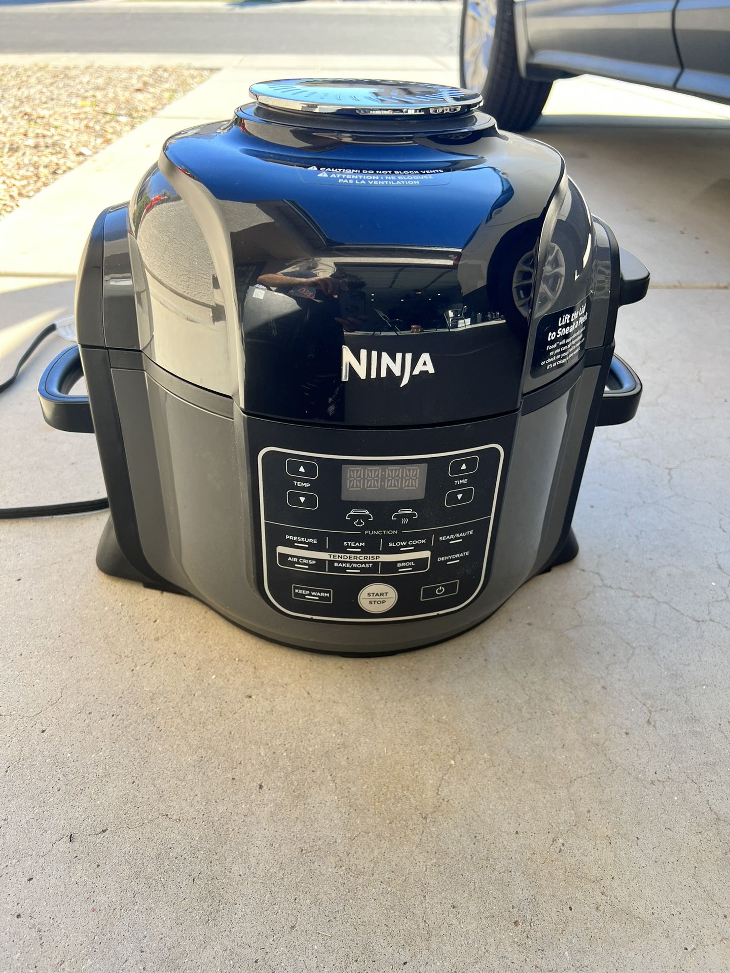 Ninja OP302 Foodi in Pressure, Broil, Dehydrate, Slow Cooker