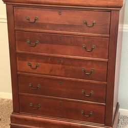 Chest of Drawer 
