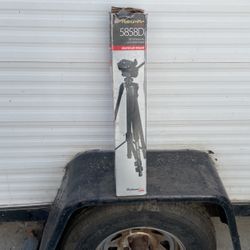 Platinum Plus 58 Inches Camera And Camcorder Tripod New.